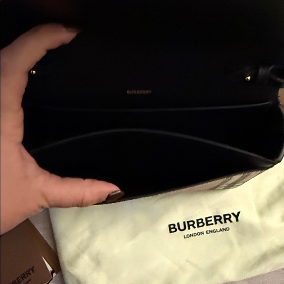 Burberry Crossbody Bag - Picture 5 of 8